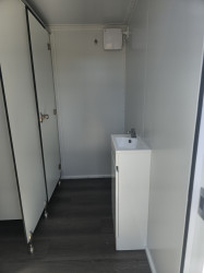 20251222 135854 1766432124 Luxury Toilet Cube 150